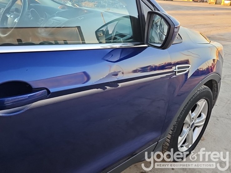 2014-ford-escape-image-26