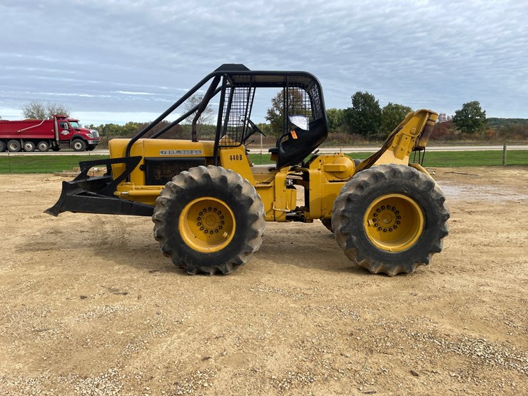 deere-440b-image-8