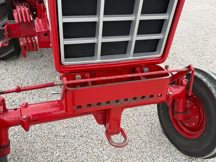 farmall-1066-turbo-row-crop-puller-image-21