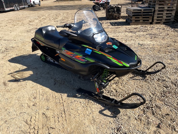 #1294-•-2001-arctic-cat-zl600-efi-snowmobile-(sells-with-bill-of-sale-only)-image-3