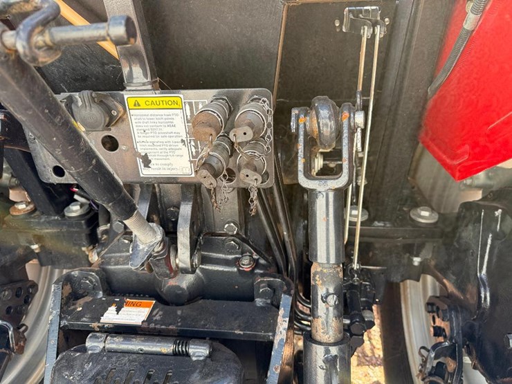 case-ih-farmall-80-image-29