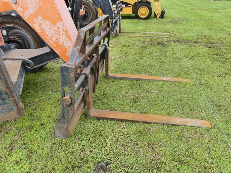 jlg-10054-image-3