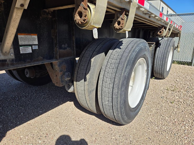 2013-great-dane-flatbed-image-29