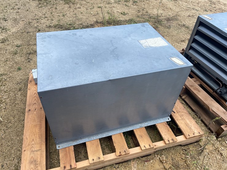 #1269-•-(1)-walk-in-cooler-and-(1)-freezer-image-38