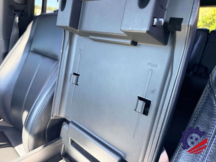 2021-ford-expedition-xlt-image-72