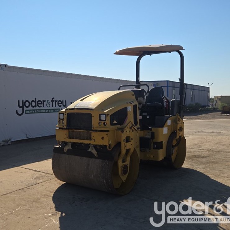 2018 CATERPILLAR CB34B