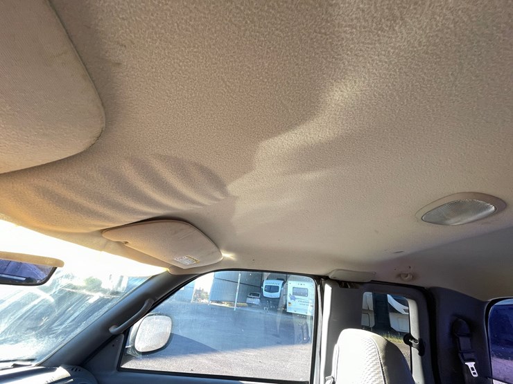 #2760-•-2001-dodge-ram-(title-in-delay)-image-37
