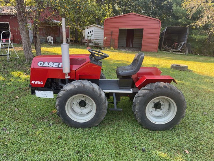 custom-case-4994-articulating-tractor-image-8