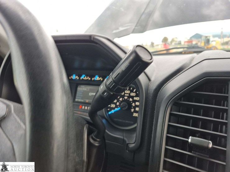 2019-ford-f150-image-19