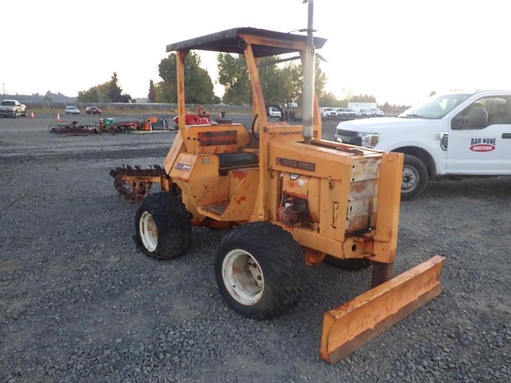 ditch-witch-r30-image-7