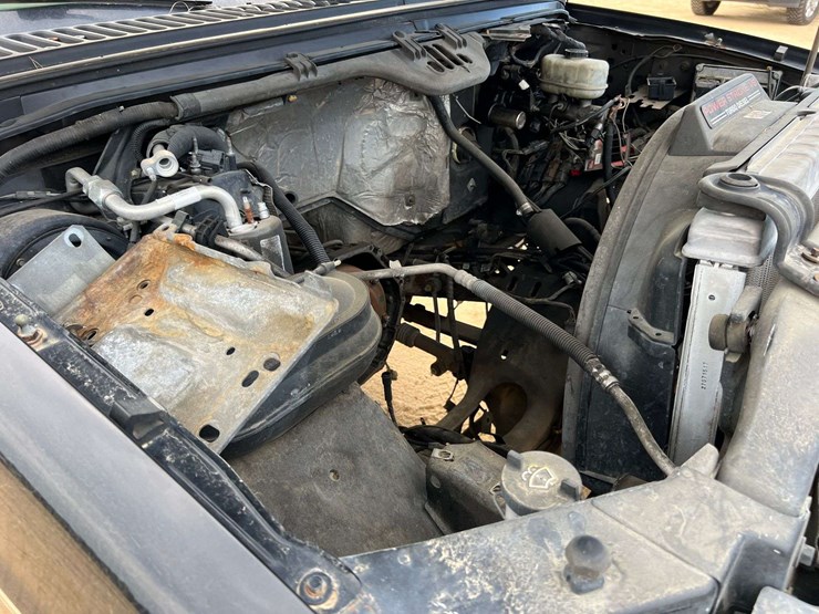 2004-ford-excursion-limited-image-8