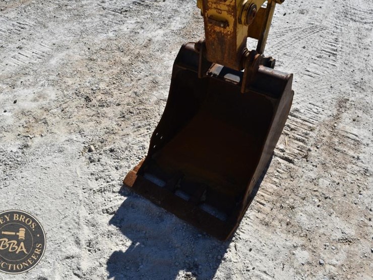 2021-caterpillar-306cr-image-23