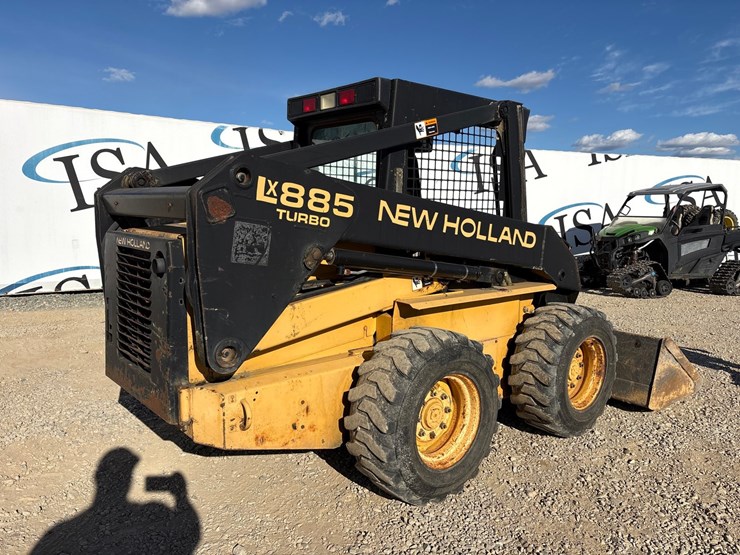 new-holland-lx885-image-5