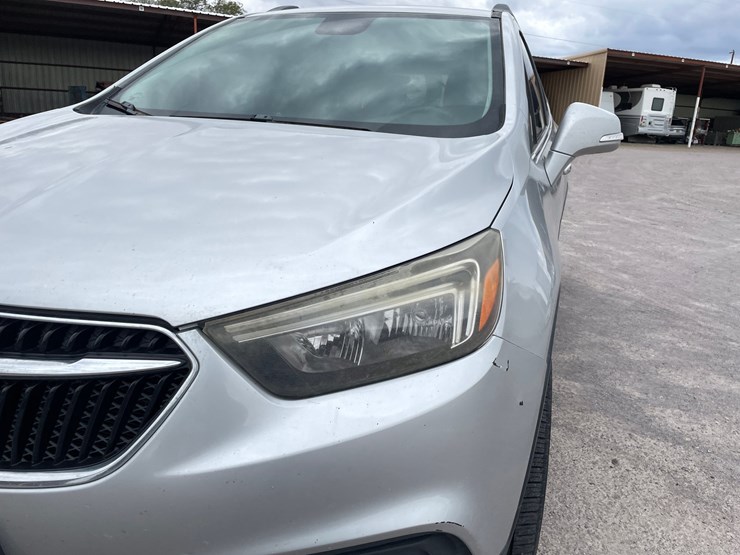 2017-buick-encore-image-8