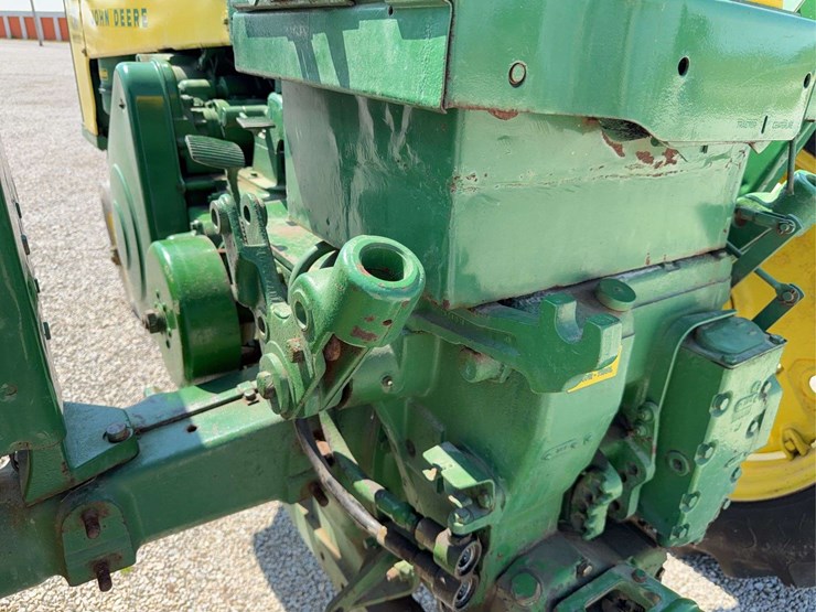 john-deere-730-image-42