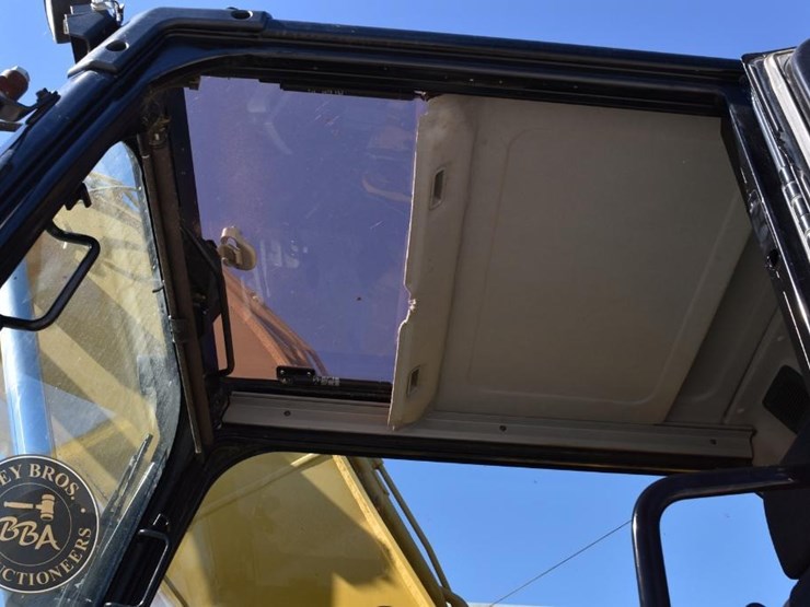 2007-caterpillar-328d-lcr-image-91