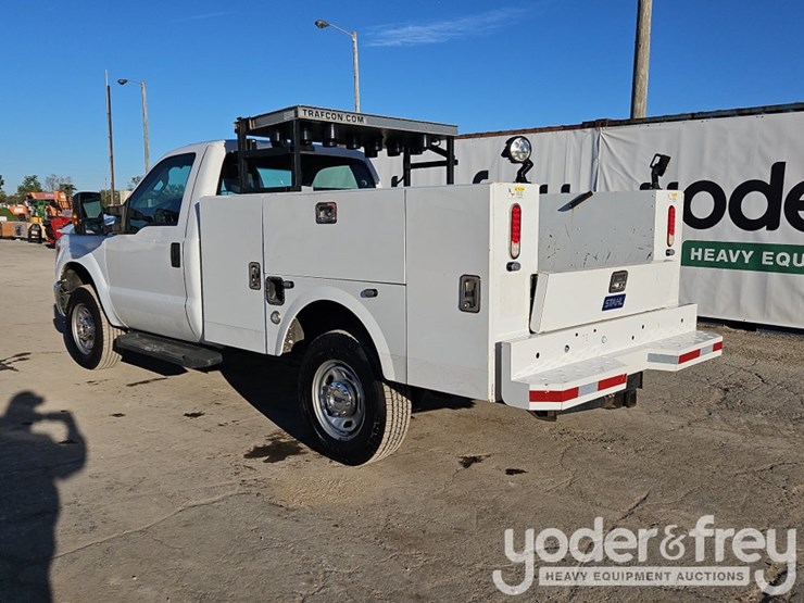 2013-ford-f350-sd-image-4