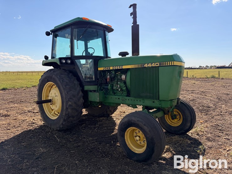 1981-john-deere-4440-image-3