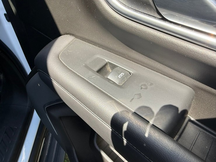 2021-chevrolet-tahoe-image-42