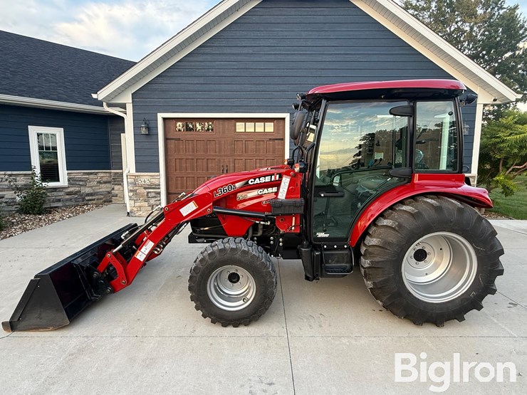 2022-case-ih-farmall-55c-image-8