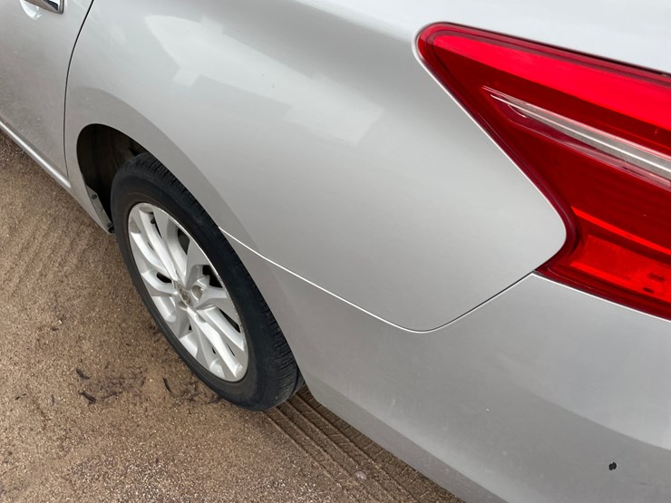 #2766-•-2019-nissan-sentra-(title-in-delay)-image-27