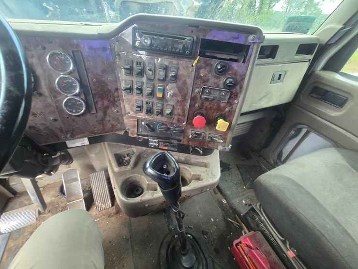 2007-international-9200i-image-42