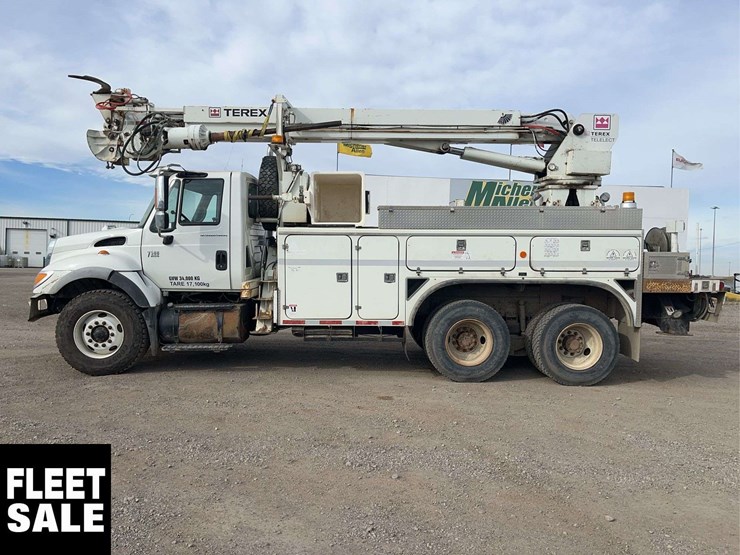 2007-international-workstar-7500-image-5