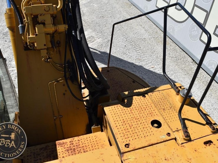 2007-caterpillar-328d-lcr-image-56