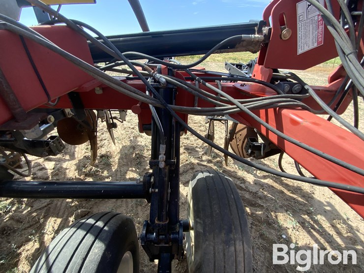 case-ih-5300-image-10
