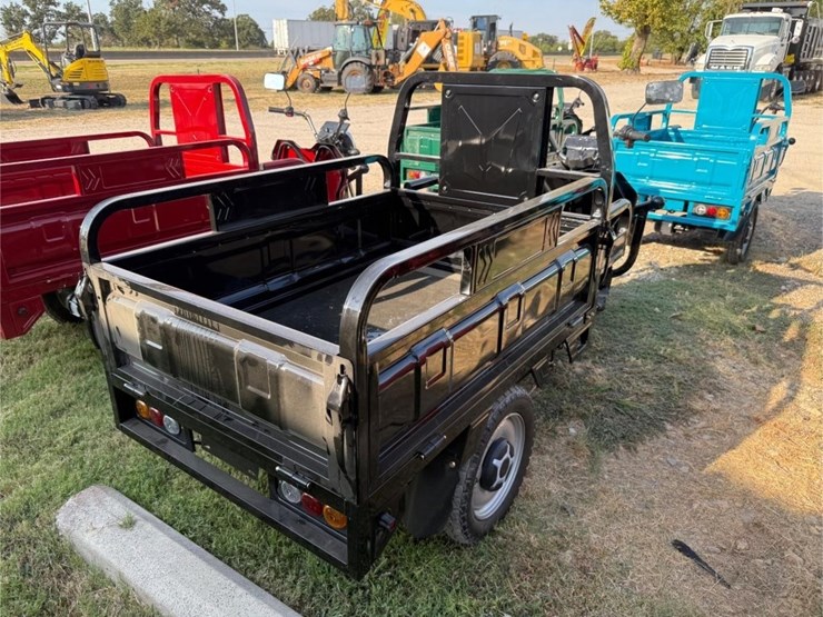 new-three-wheel-electric-dump-cart-image-2
