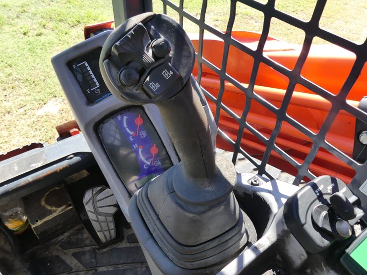 kubota-svl97-2-image-14