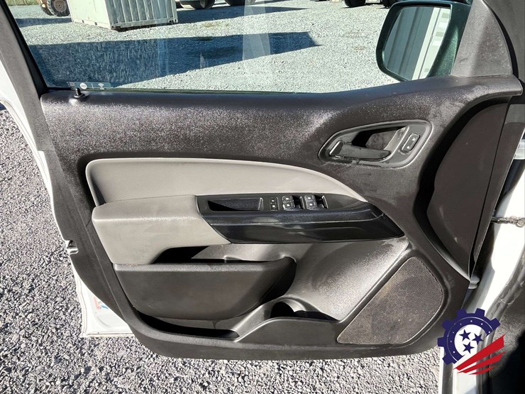2021-chevrolet-colorado-image-62