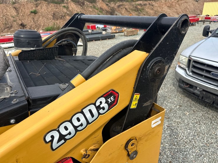 caterpillar-299d3-xe-image-20