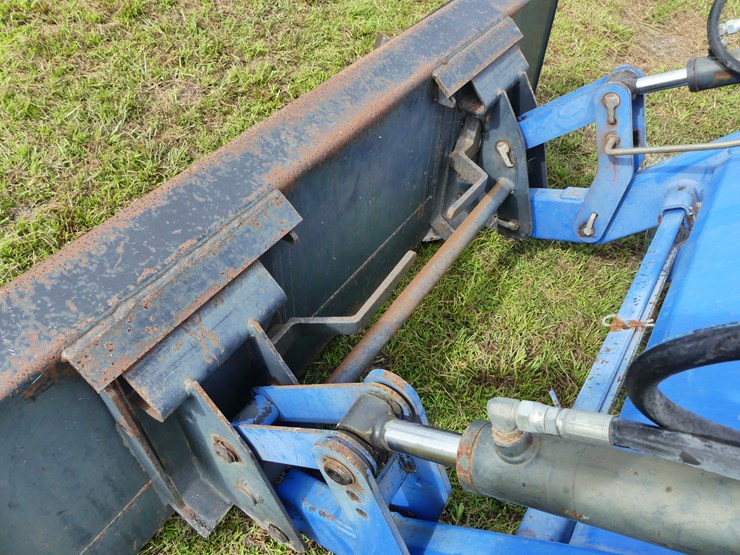 new-holland-tn-4-image-11