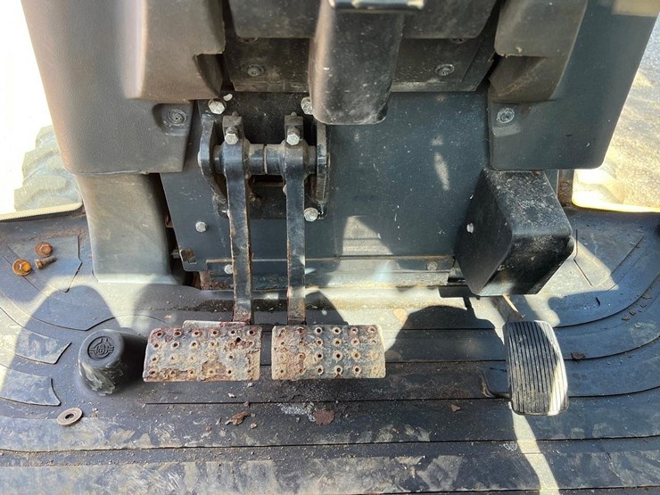 2008-deere-310sj-image-35