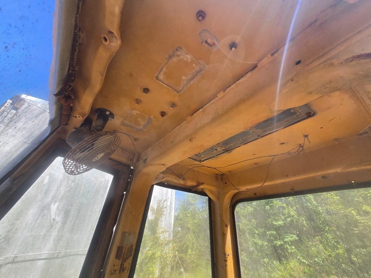 caterpillar-930-image-33