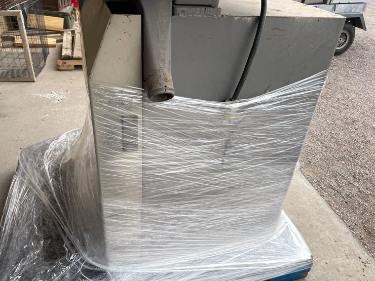#4655-•-rockwell-delta-bandsaw-image-7