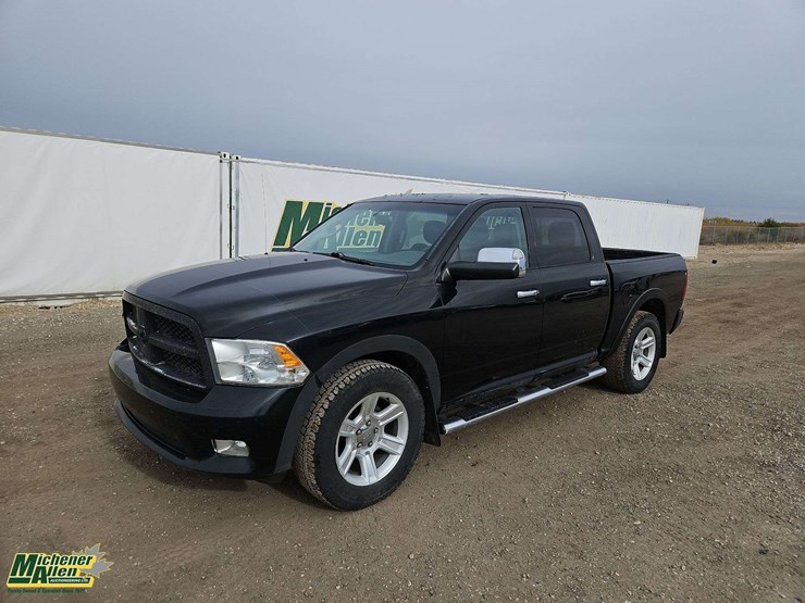 2012-dodge-1500-image-1