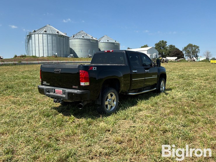 2012-gmc-sierra-2500-image-5