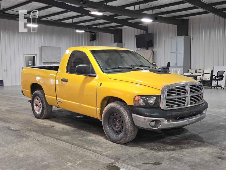 2004-dodge-ram-1500-image-2