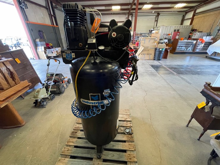 #4646-•-60-gallon-vertical-air-compressor-image-16