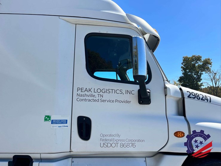 2018-freightliner-cascadia-t/a-truck-tractor-image-47