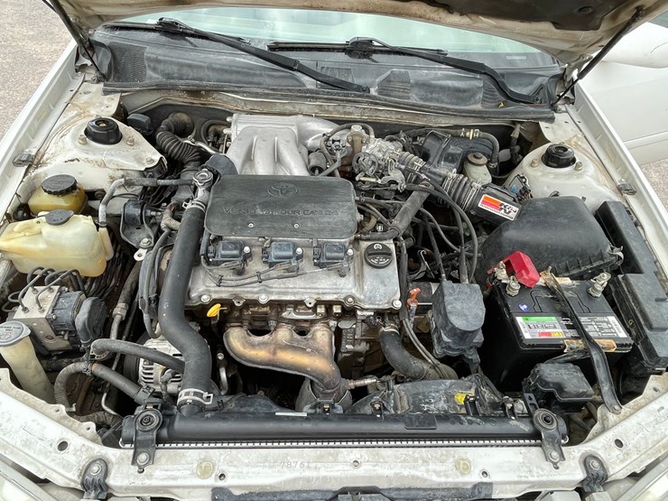 #2768-•-2001-toyota-camry-(title-in-delay)-image-63