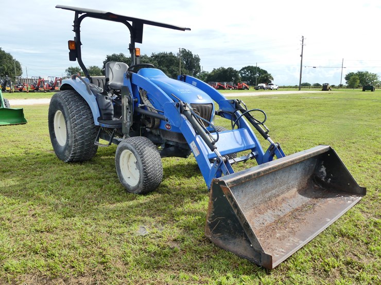 new-holland-tn-4-image-2