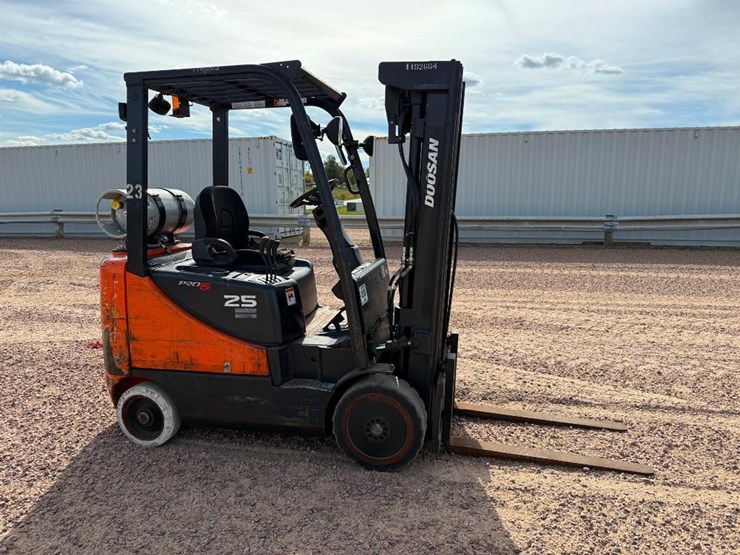 doosan-gc25e-5-image-3