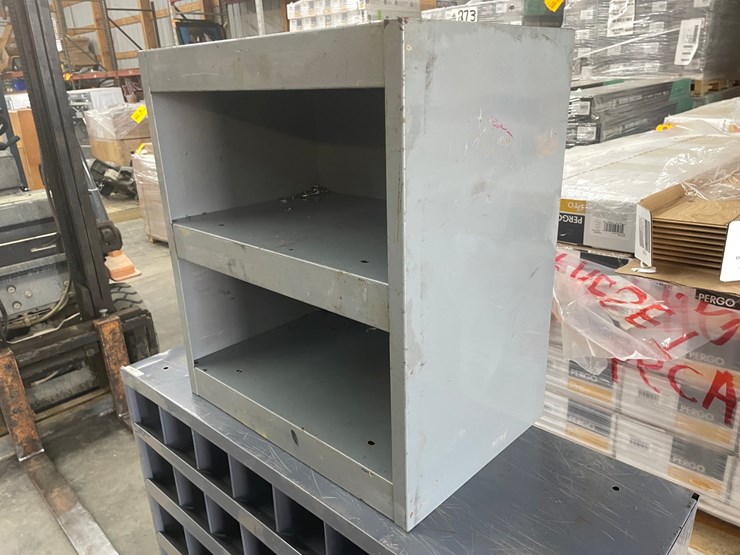 #3019-•-(2)-metal-storage-bins-image-7