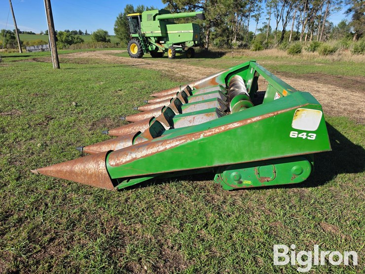 1990-john-deere-643-image-8