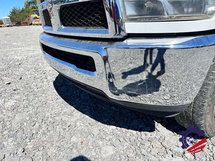 2015-ram-2500-hd-image-14