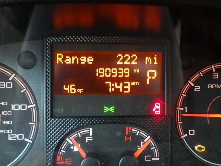 2021-dodge-3500-image-33