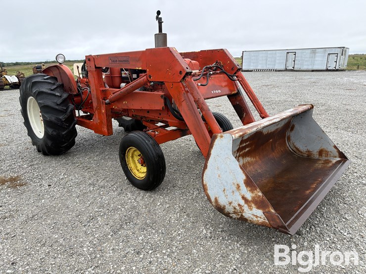 1963-allis-chalmers-d17-image-3